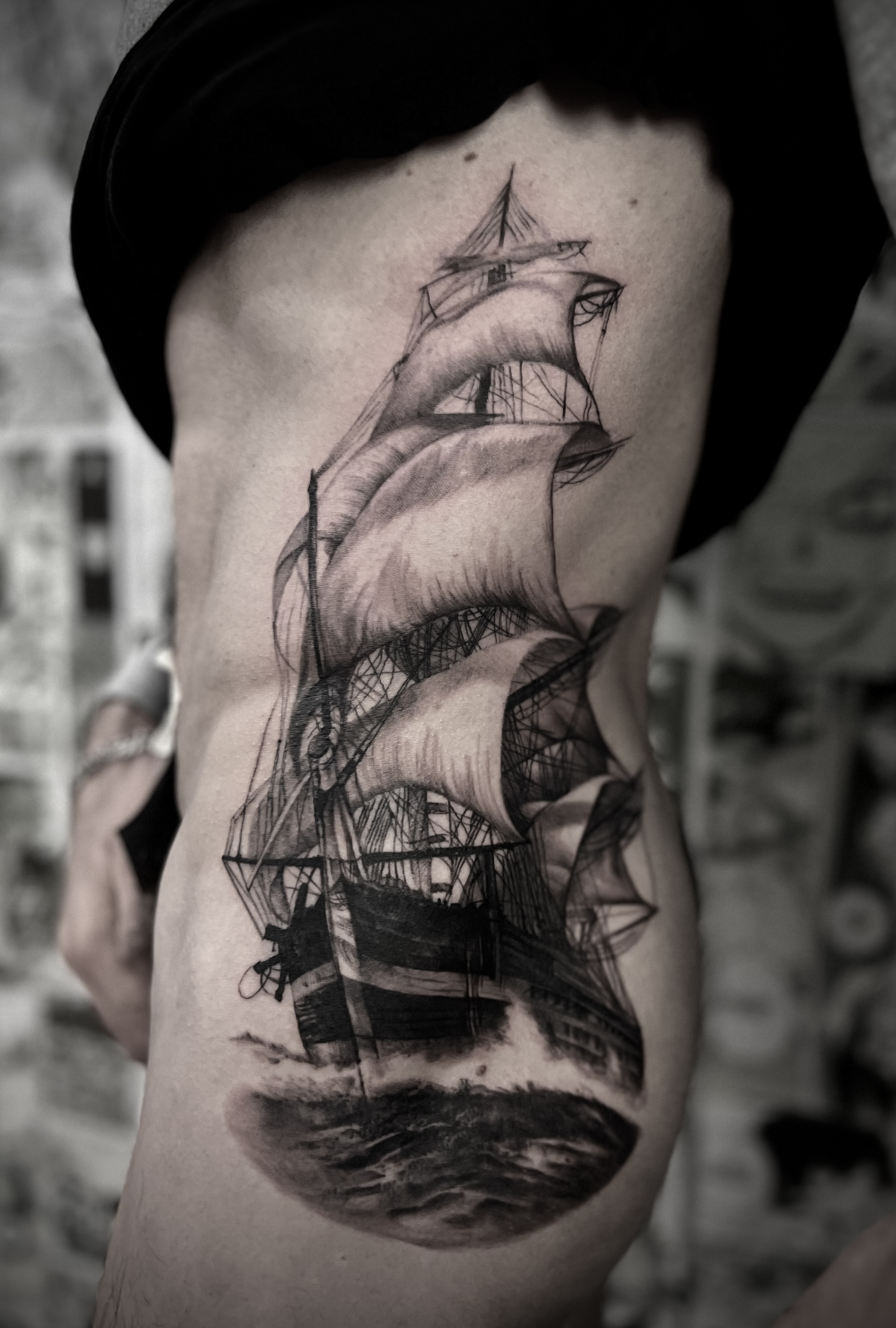 Tatuaggio realistico black and grey